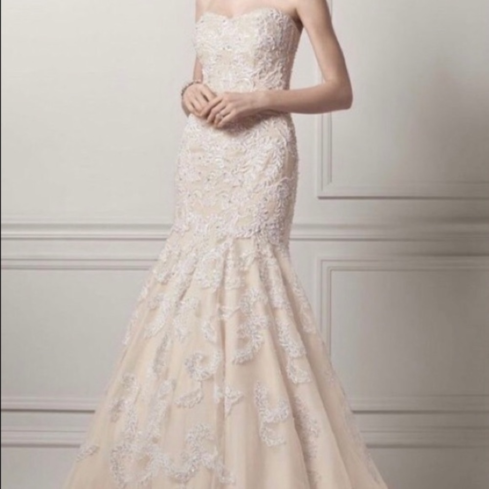 Stunning Oleg Cassini strapless bridal gown